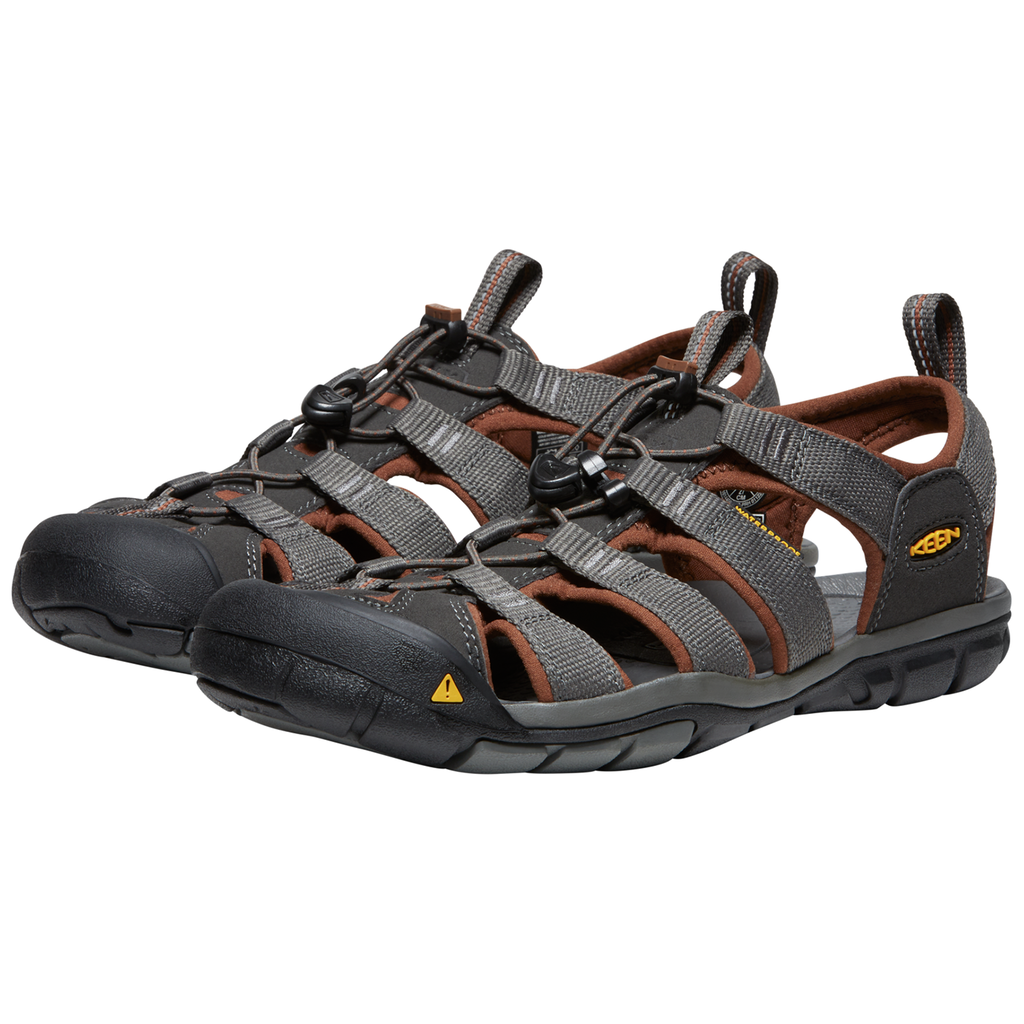 KEEN M Clearwater CNX Trekkingsandalen in GRAU